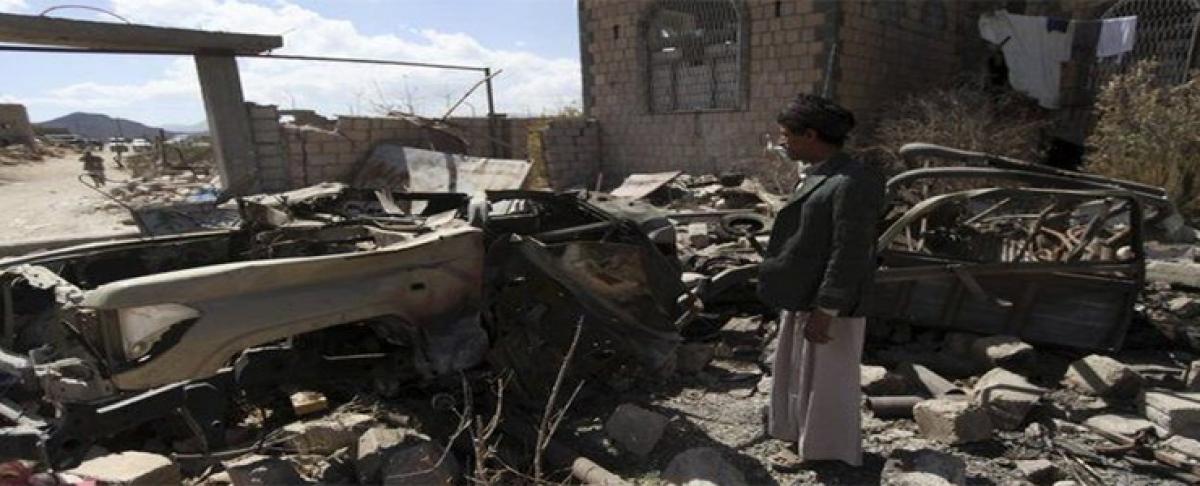 Car bomb goes off at Yemen security chiefs home, 8 killed